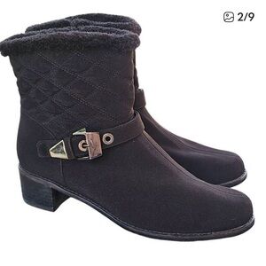 Stuart Weitzman ankle Boots 9 winter Black "Furgorby" Aquatex Faux Fur fall